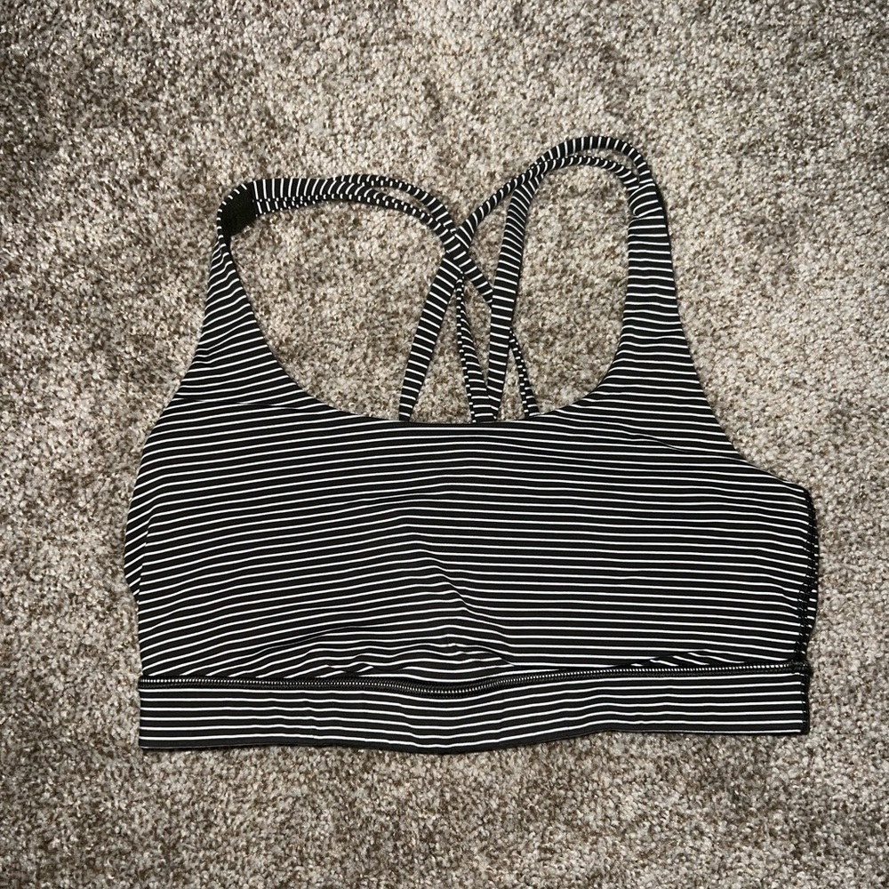 Lulu lemon energy bra size 8